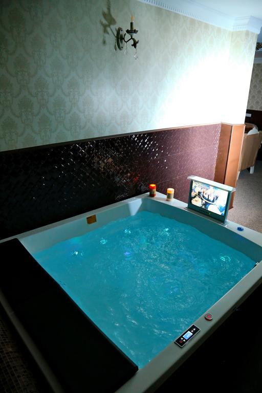 Hotel Ok プリズレン エクステリア 写真